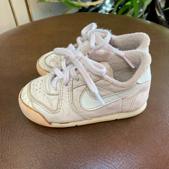 ๐ Retro Nike toddler shoes 2002 & 1986 - Picture 6 of 6